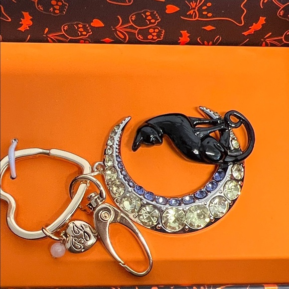 Betsey Johnson | Black Cat 🐈‍⬛ 🌙 Bag Charm - Picture 4 of 8